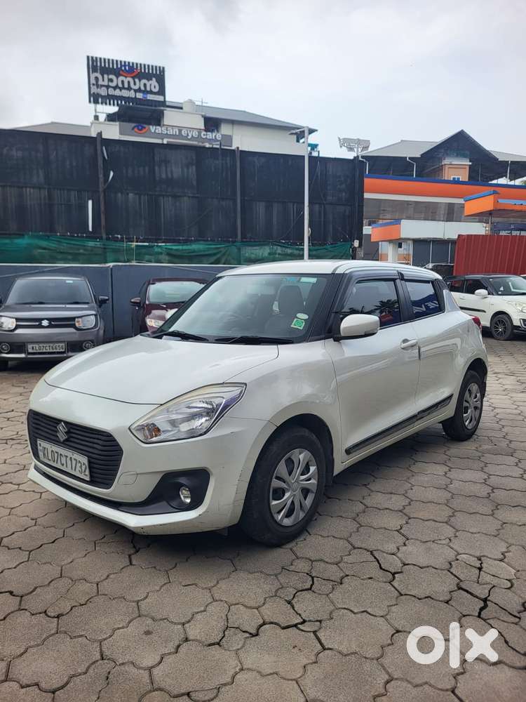 Maruti Suzuki Swift Vxi + Manual, 2019, Petrol