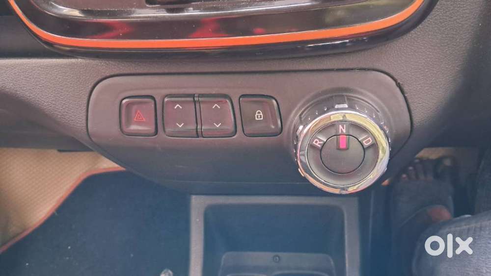 Renault Kwid Rxt Amt Climber (automatic), 2017, Petrol
