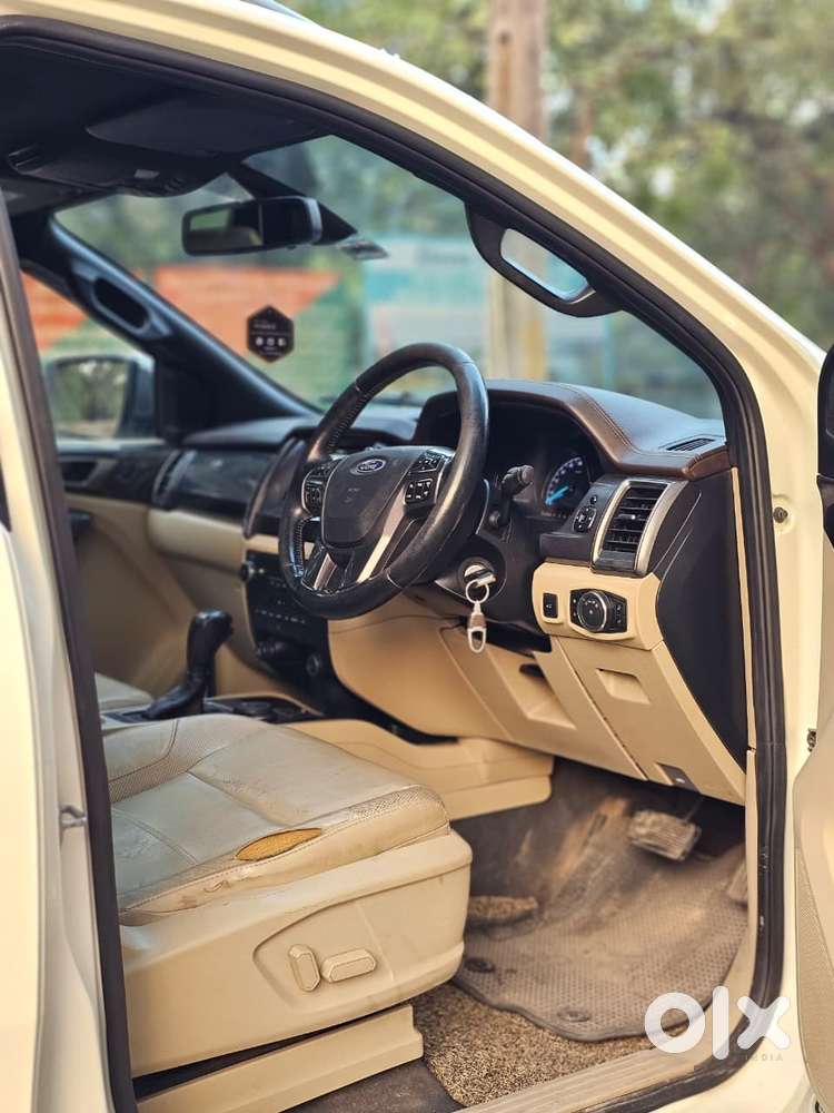 Ford Endeavour 3.2 Titanium 4x4 At, 2017, Diesel