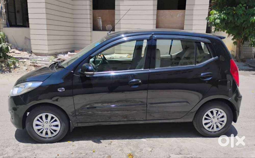 Hyundai I10 Sportz, 2013, Petrol