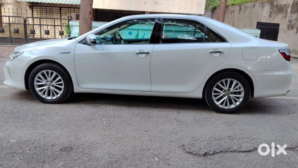 Toyota Camry 2.5 Hybrid, 2016, Petrol