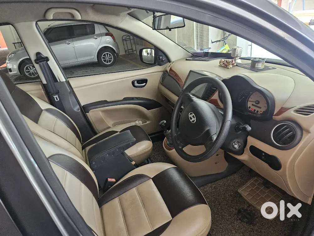 Hyundai I10 Sportz 2010 Model