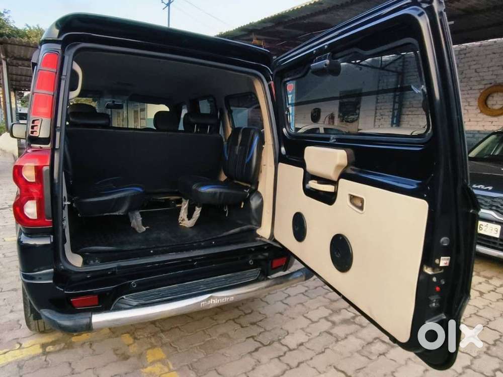 Mahindra Scorpio Classic 2.2 S 11 Mt 7 Str, 2023, Diesel