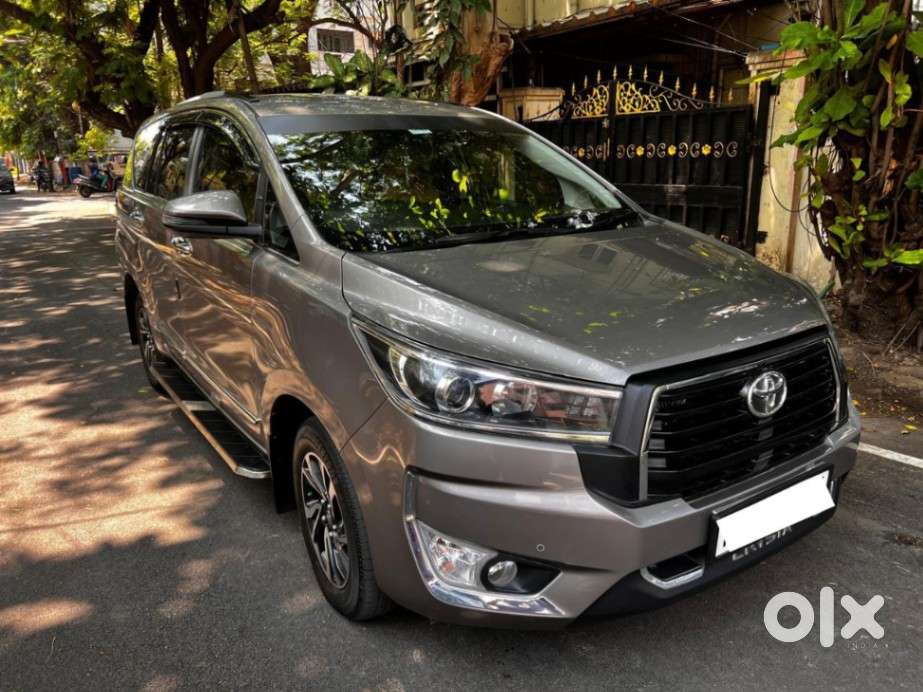 Toyota Innova Crysta 2.4 V 7 Str, 2023, Diesel