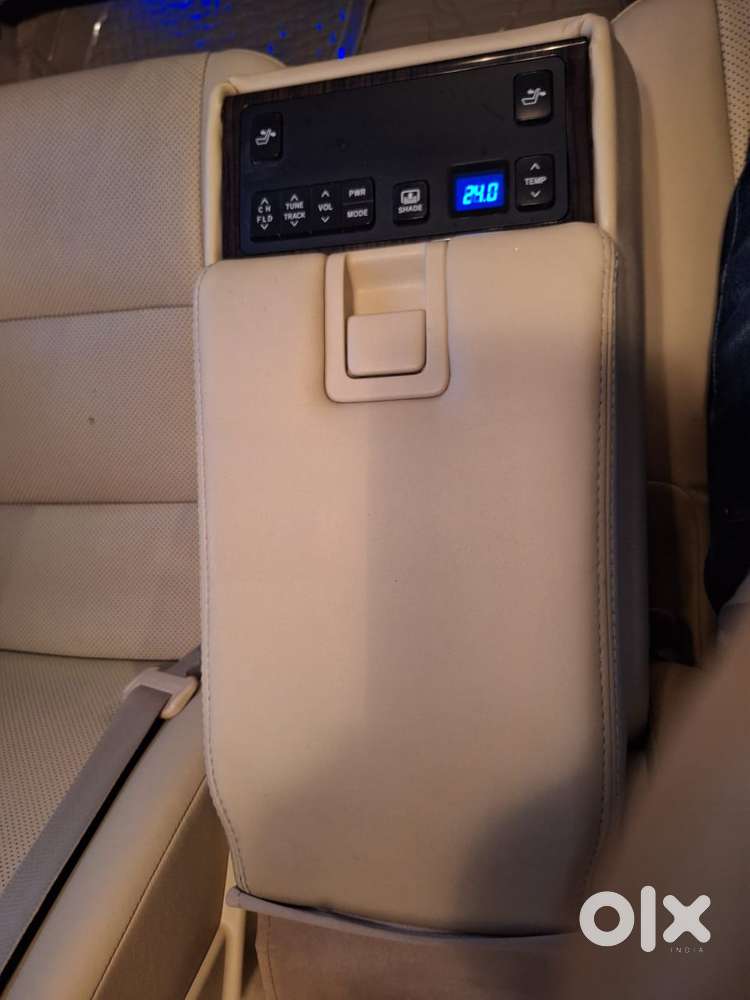 Toyota Camry Hybrid, 2017, Petrol