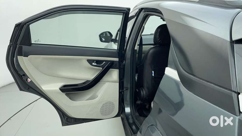 Tata Nexon 1.2 Revotron Xz Plus (s), 2023, Petrol