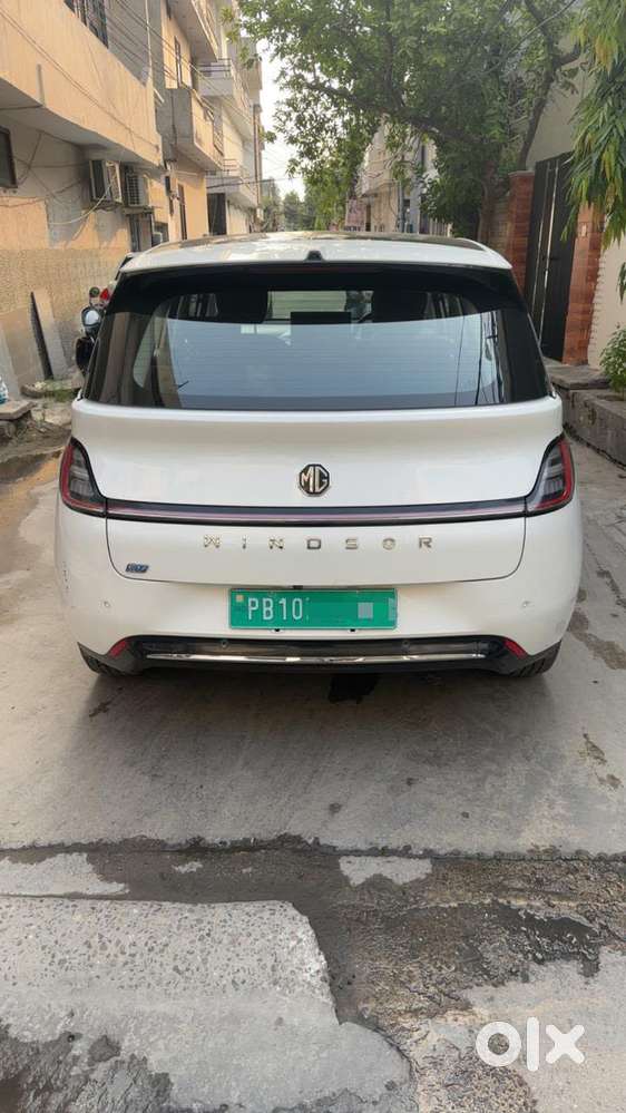 Mg Windsor Ev Essence, 2025, Electric