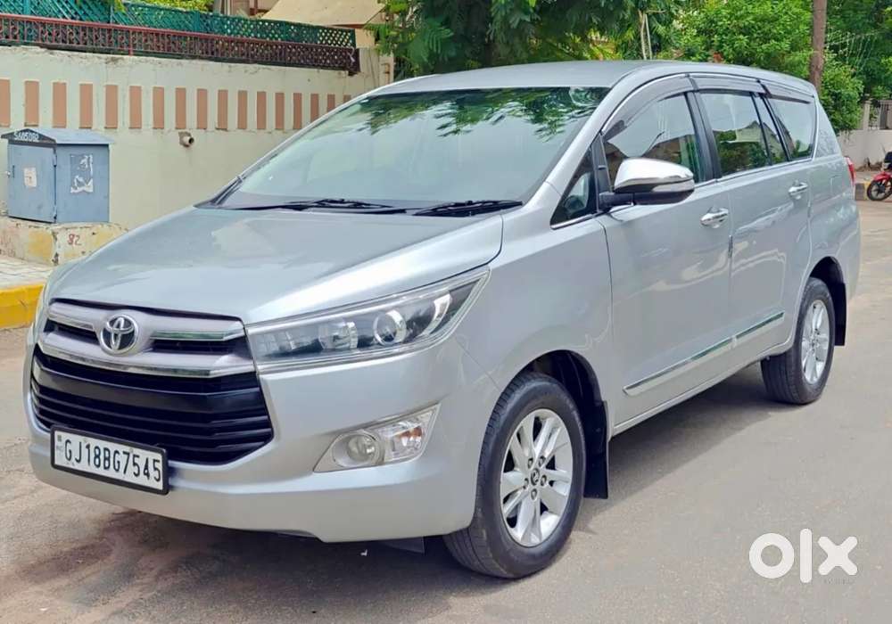 Toyota Innova Crysta 2.8 Zx At 7 Seater, 2017, Diesel