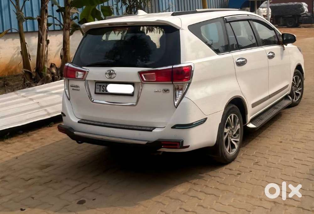 Toyota Innova Crysta 2.4 V 7 Str, 2022, Diesel