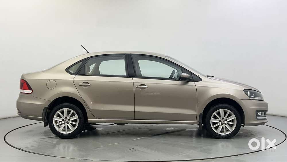 Volkswagen Vento 1.2 Tsi Highline At, 2016, Petrol