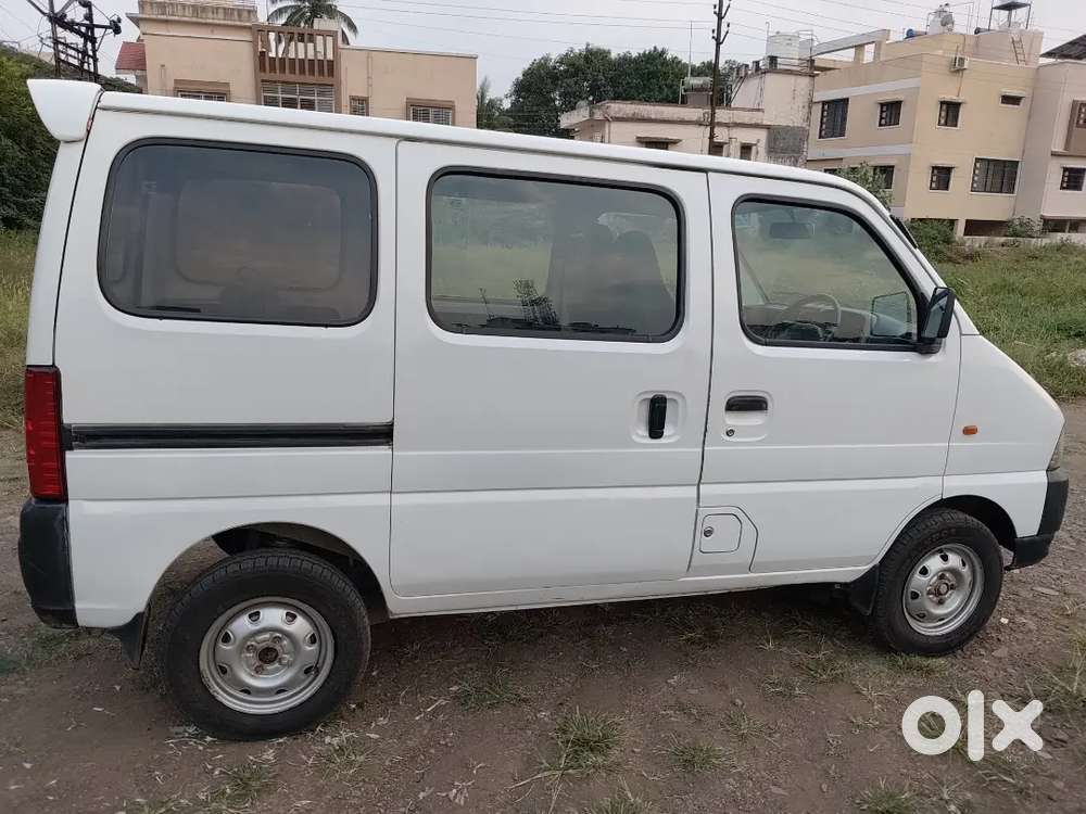 Maruti Suzuki Eeco 2011 Variant