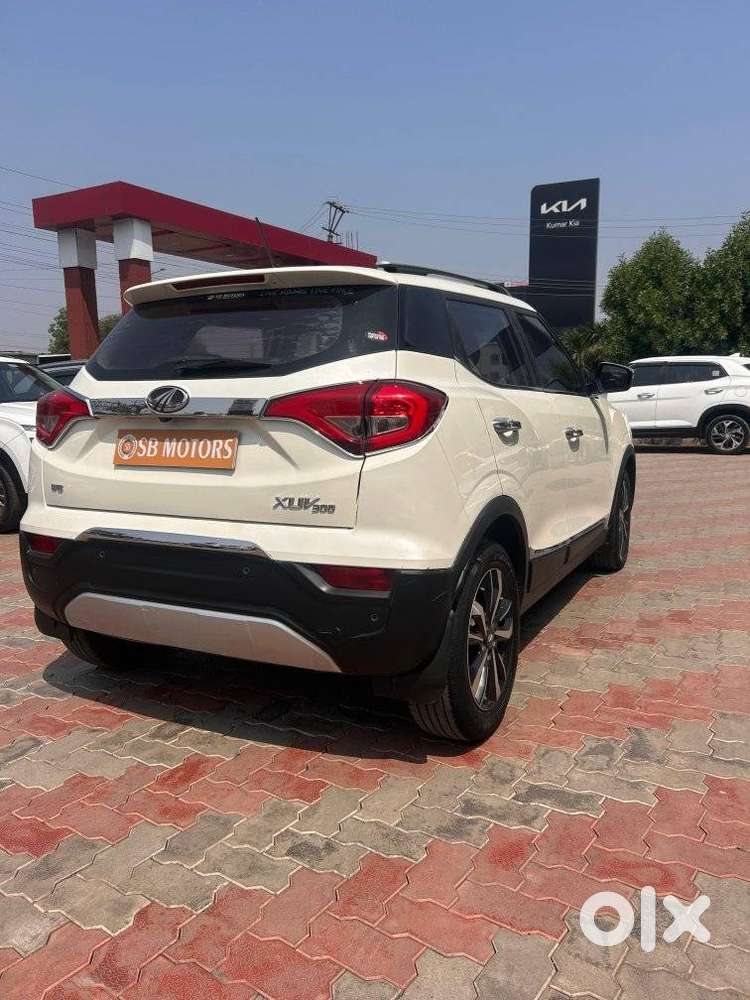 Mahindra Xuv300 W8 Option Diesel, 2019, Diesel