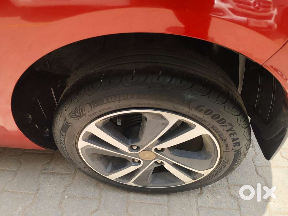 Tata Altroz Xz Plus (s), 2022, Petrol