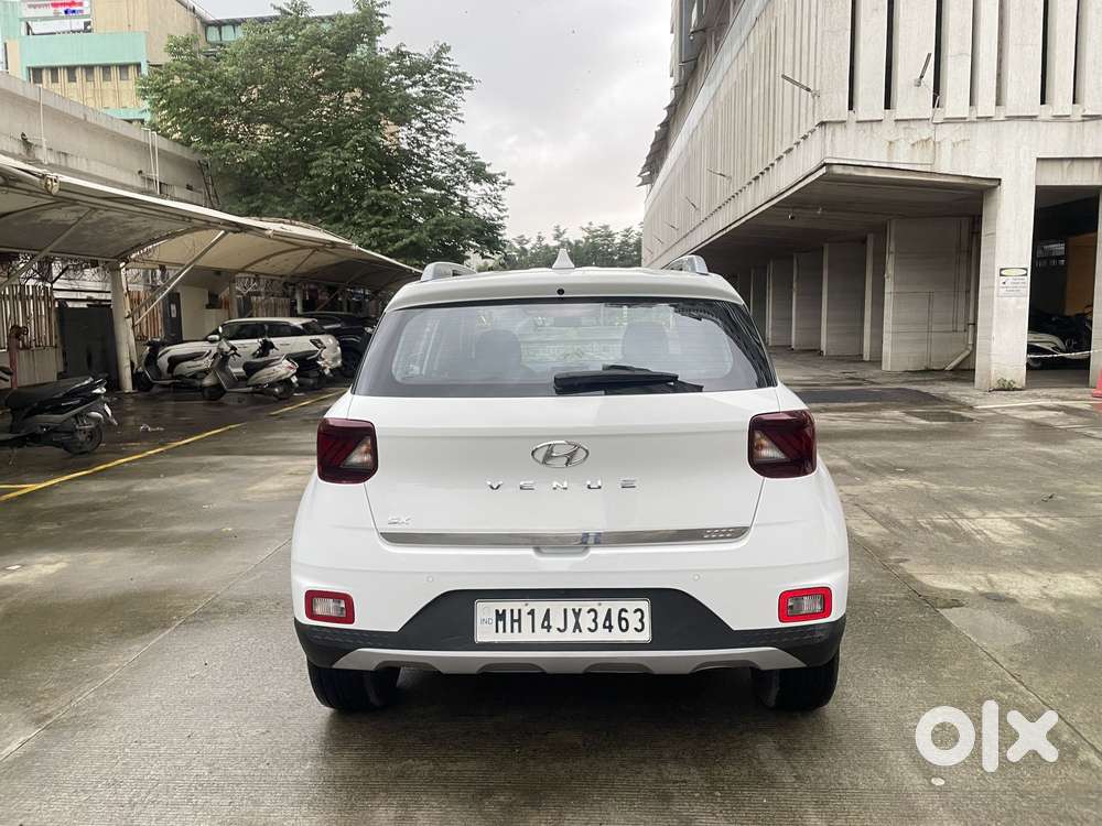 Hyundai Venue Sx (o) Mt 1.5 Diesel, 2022, Diesel