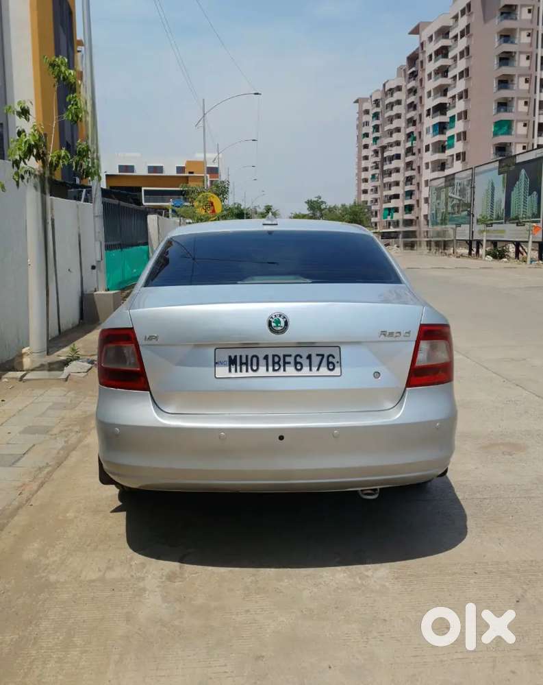 Skoda Rapid Showroom Maintain