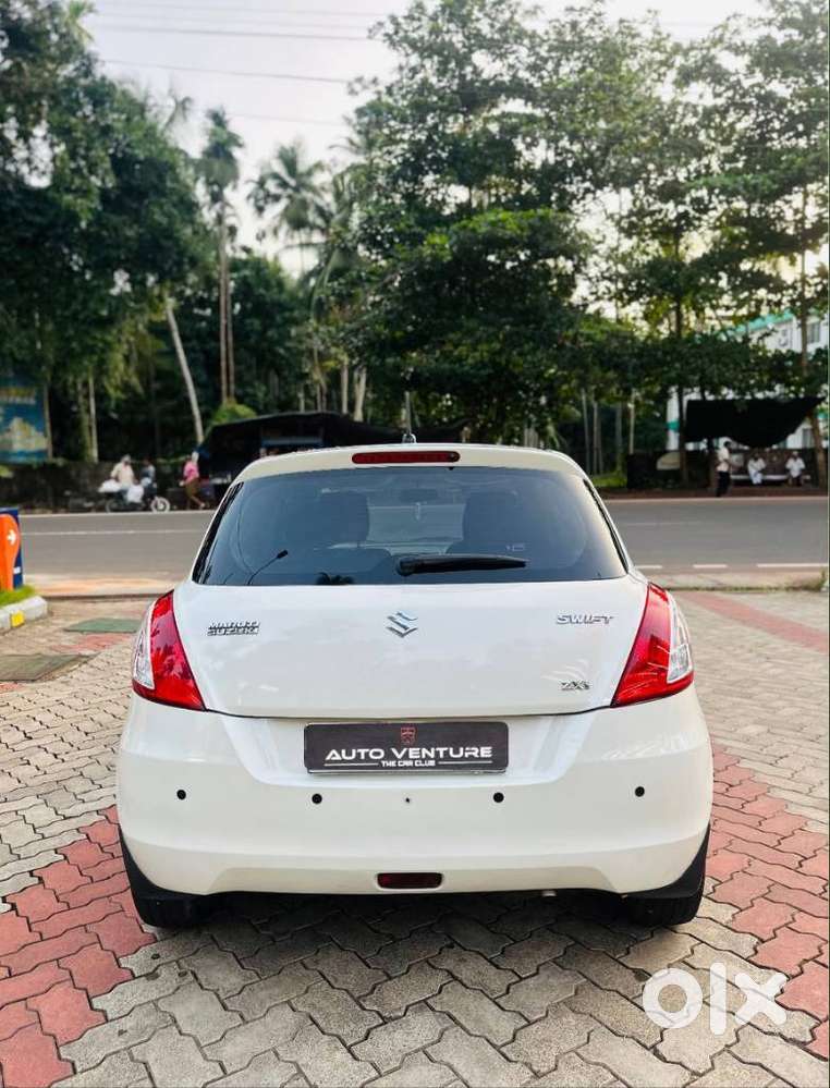Maruti Suzuki Swift Zxi, 2014, Petrol