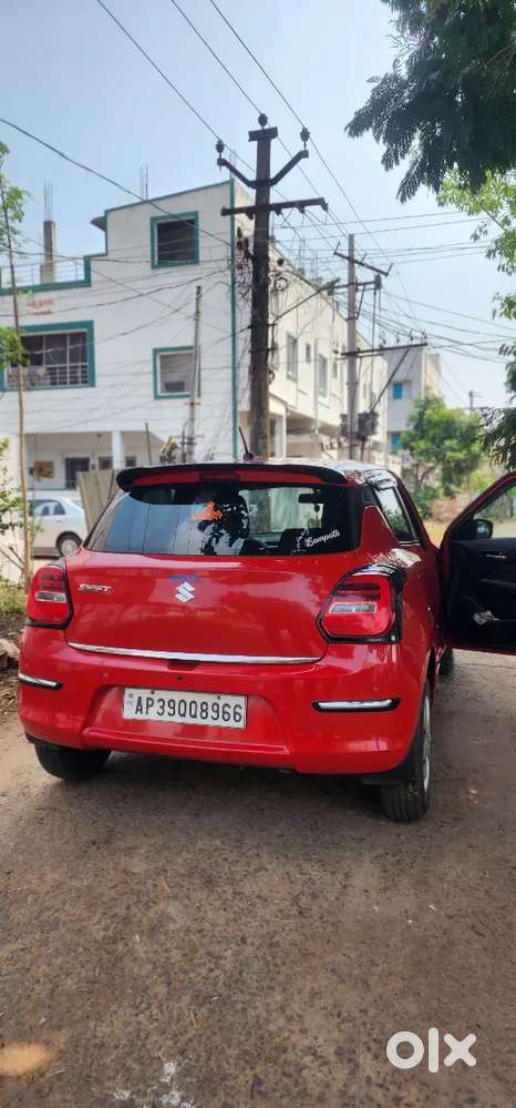 Maruti Suzuki Swift 2022 Petrol 30000 Km Driven