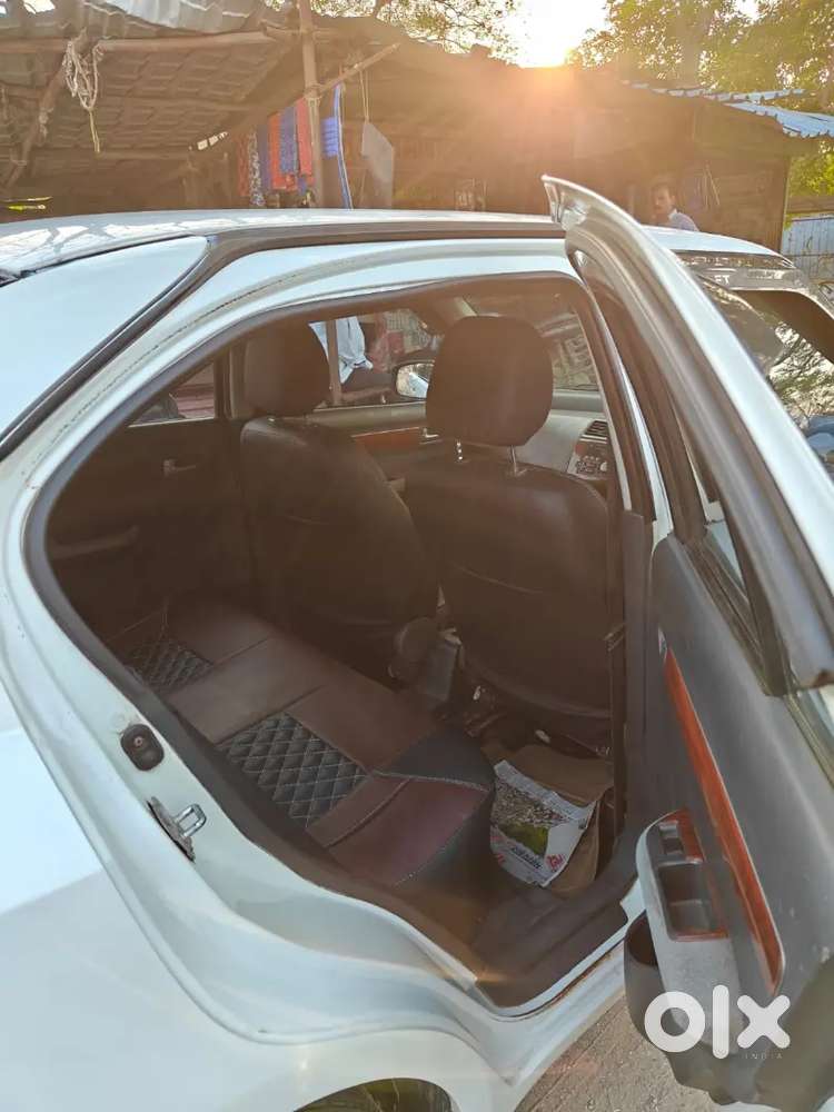 Maruti Suzuki Dzire 1.2 Vxi 2009