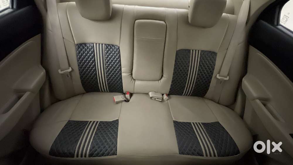 Maruti Suzuki Dzire 1.2 Vxi Amt, 2019, Petrol