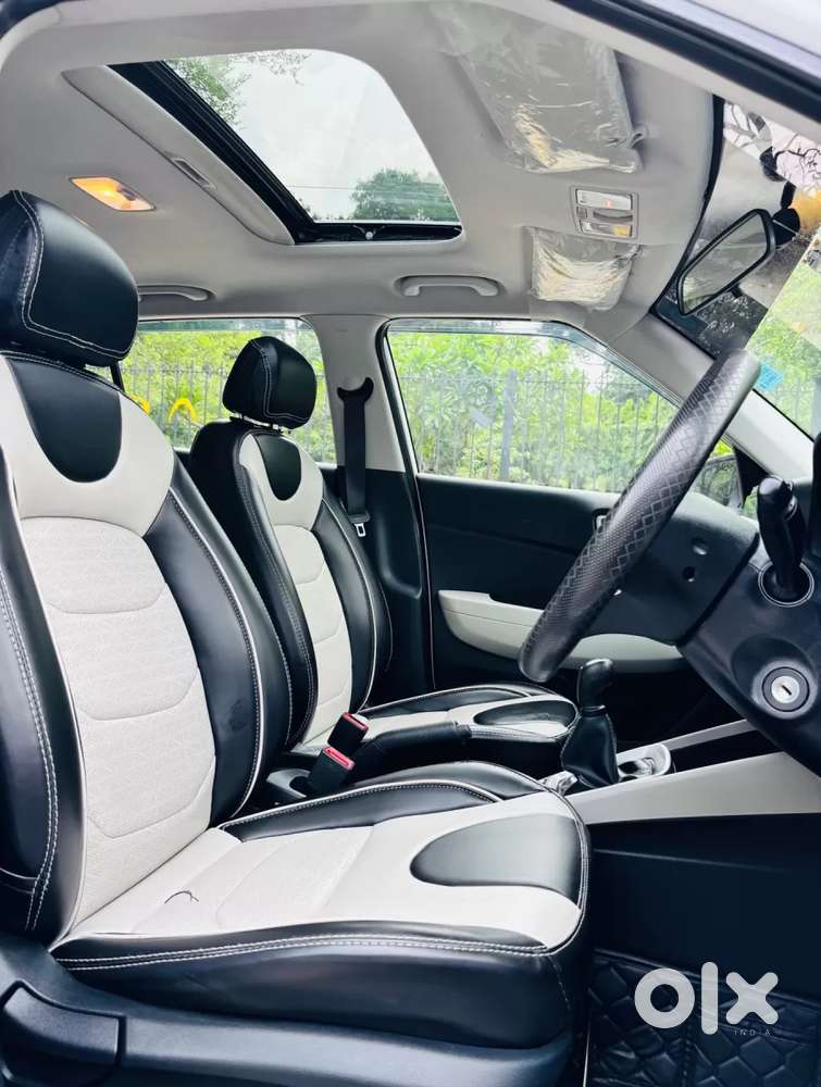 Hyundai Venue, 2025, Petrol