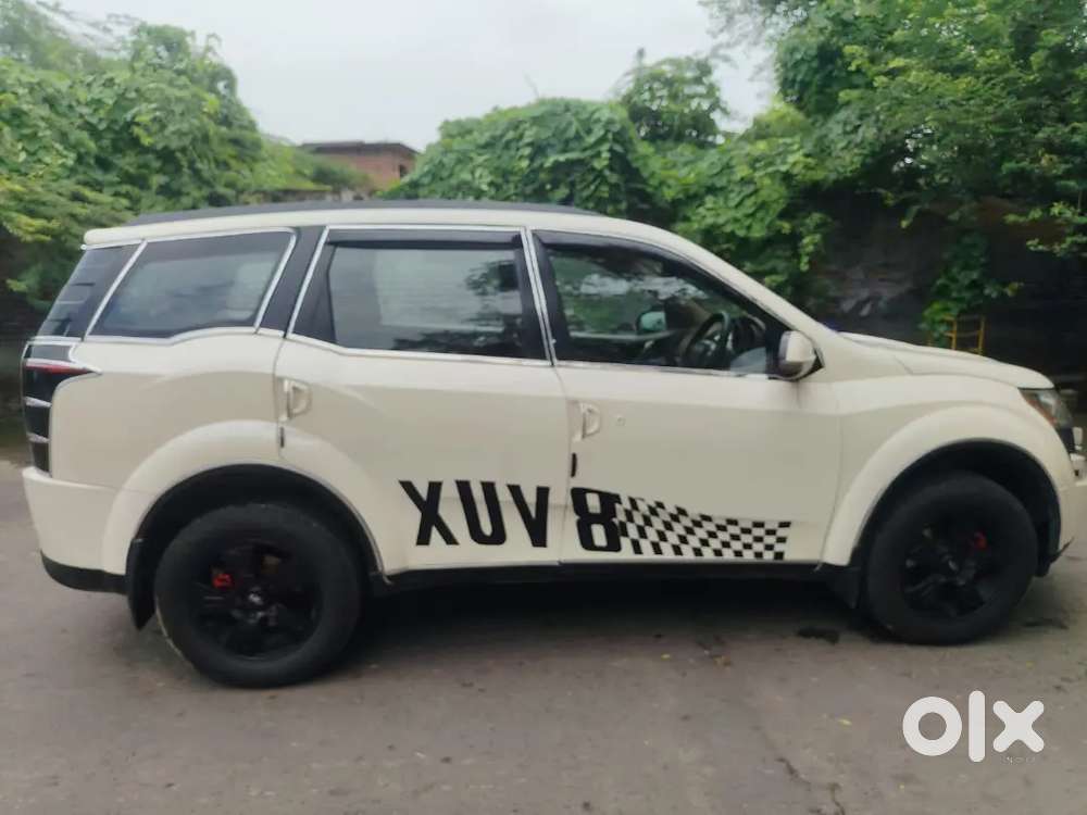 Mahindra Xuv700 Diesel Auto 2026