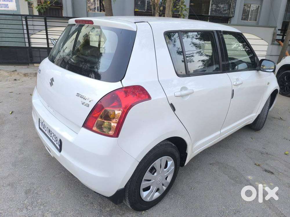 Maruti Suzuki Swift 2004-2010 Vxi Bsiv, 2011, Petrol