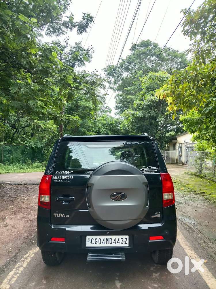 Mahindra Tuv 300 T10 Amt (automatic), 2018, Diesel