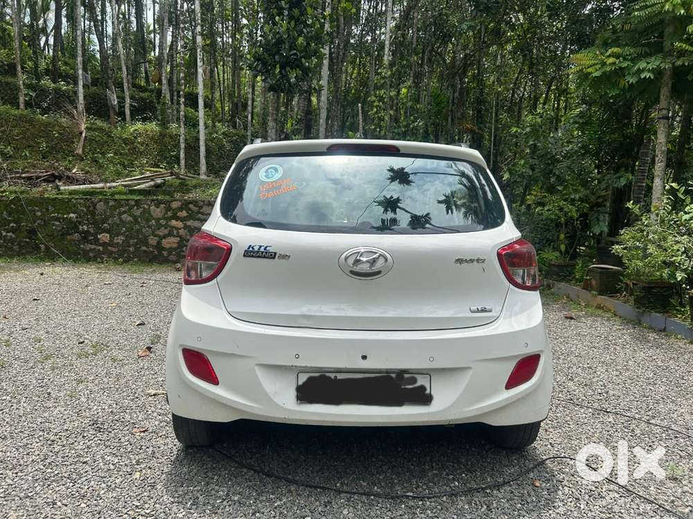 Hyundai Grand I10 Sportz Petrol 2014