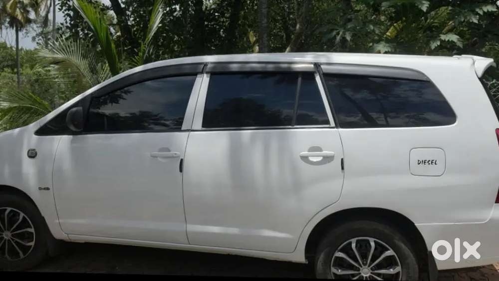 Toyota Innova Hycross 2.0 Gx 2005