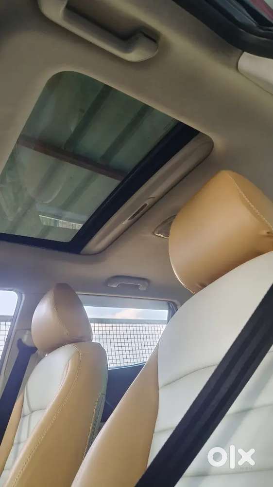 Xuv 300 Sunroof  2022 Model