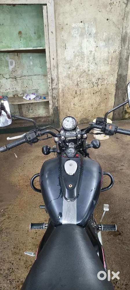 Bajaj Avenger Street 2017