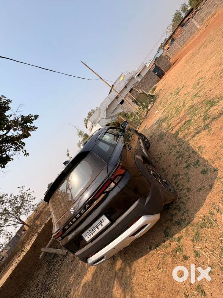Maruti Brezza Petrol 2025