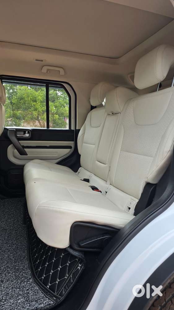 Mahindra Thar Roxx Ax7l Rwd Diesel At, 2025, Diesel