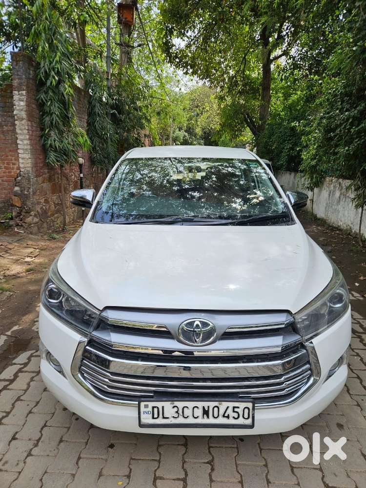 Toyota Innova Crysta 2.4 V, 2017, Diesel