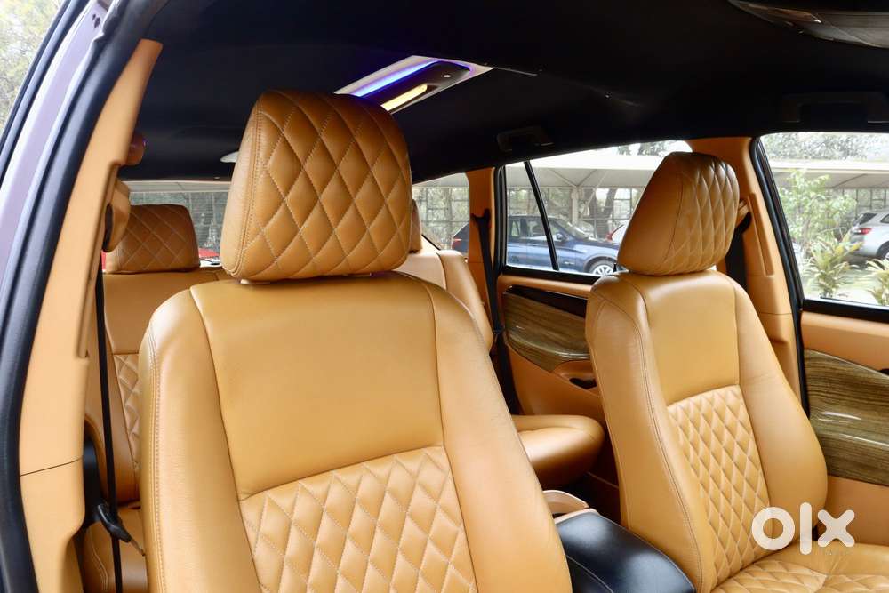 Toyota Innova Crysta 2.4 G Mt 7 Str, 2020, Diesel