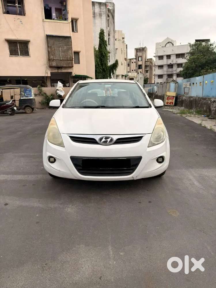 Hyundai I20 2011 Cng & Hybrids 100000 Km Driven