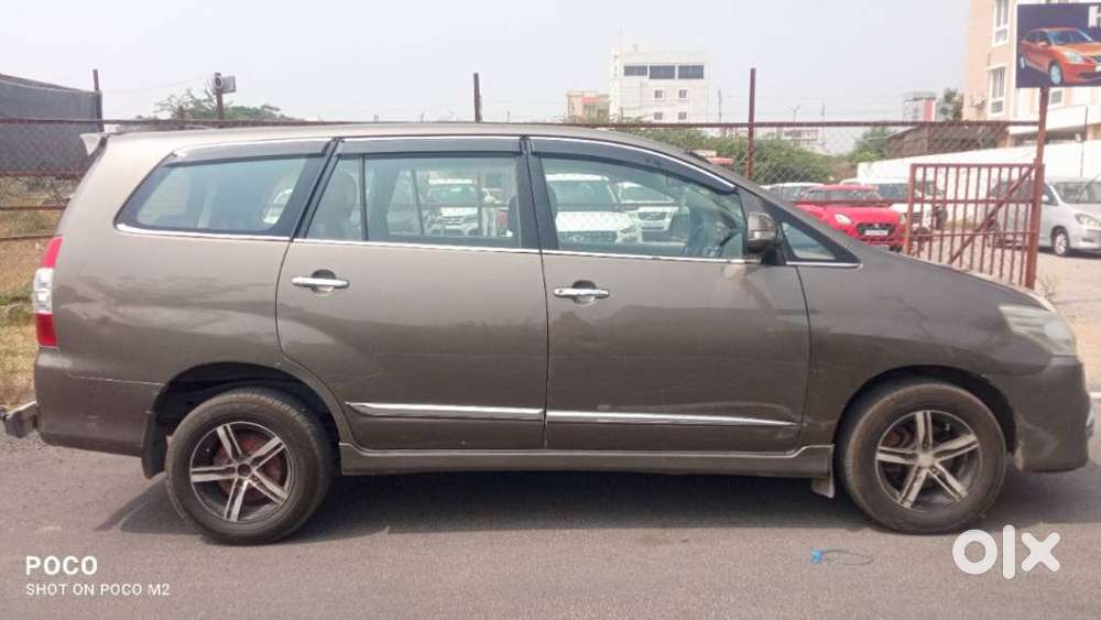 Toyota Innova 2.5 V 7 Str, 2015, Diesel