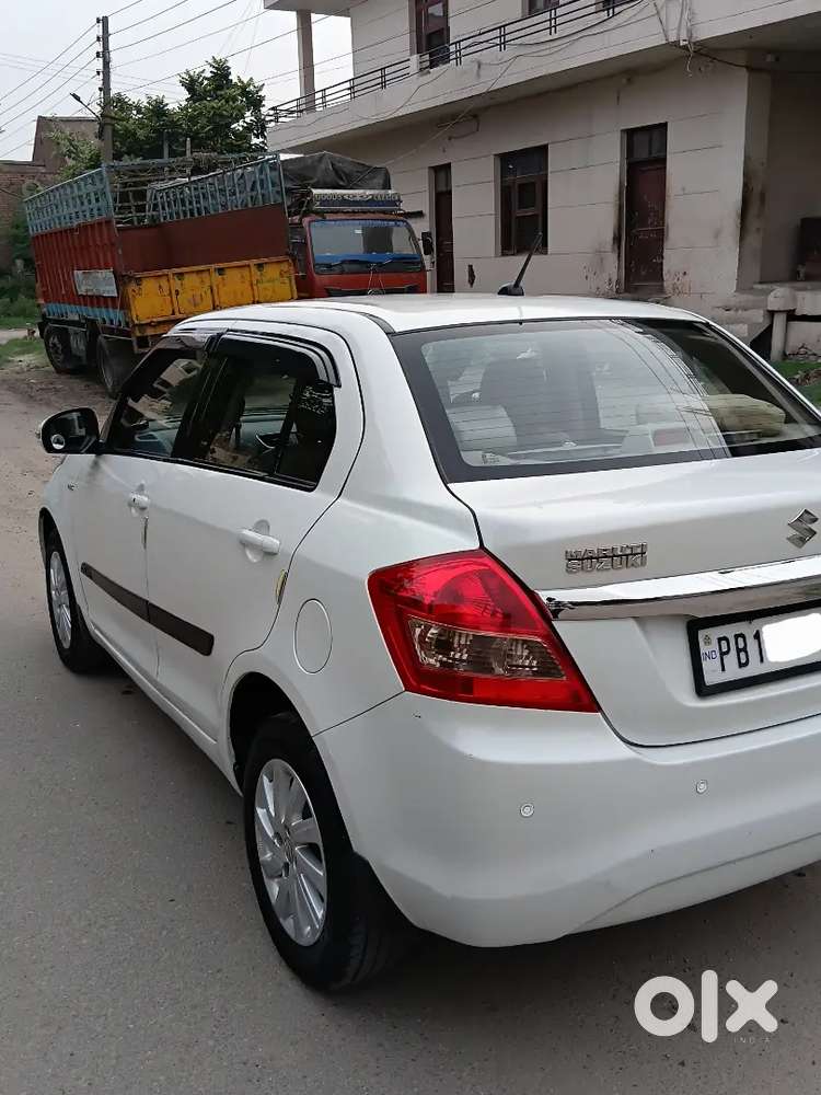 Maruti Suzuki Swift Dzire Zdi Top Model 2015  Diesel  Manual