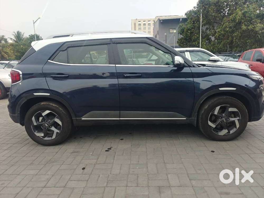 Hyundai Venue Sx Dual Tone, 2019, Petrol