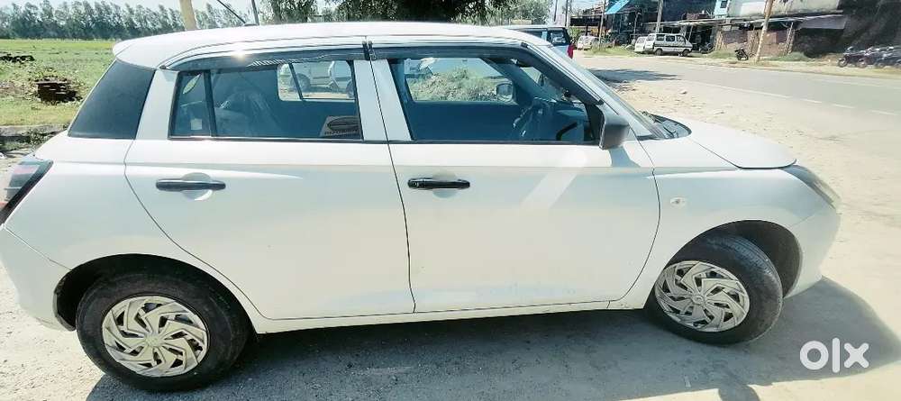 Maruti Suzuki Swift Lxi 2025