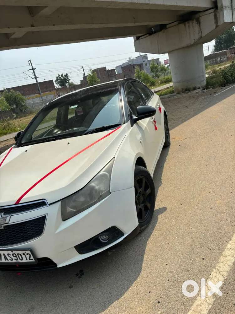 Chevrolet Cruze 2012 Diesel 135000 Km Driven