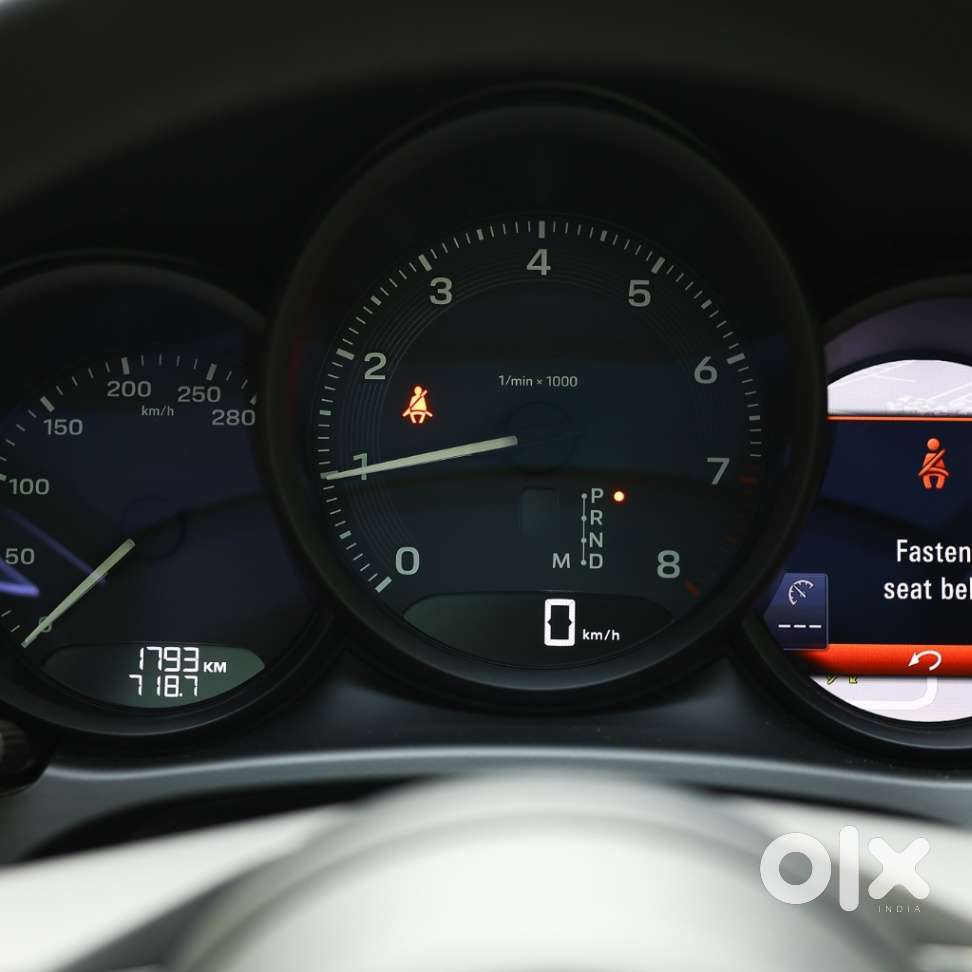 Porsche Macan 2.0 Petrol, 2023, Petrol