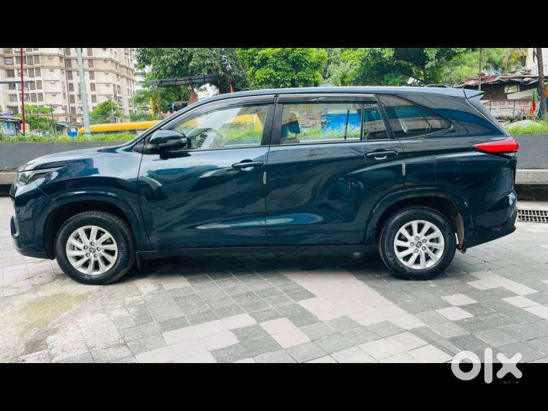Toyota Innova Hycross Gx (o), 2025, Petrol
