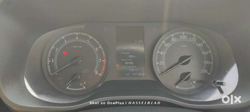 Toyota Innova Hycross 7s Option, 2025, Petrol