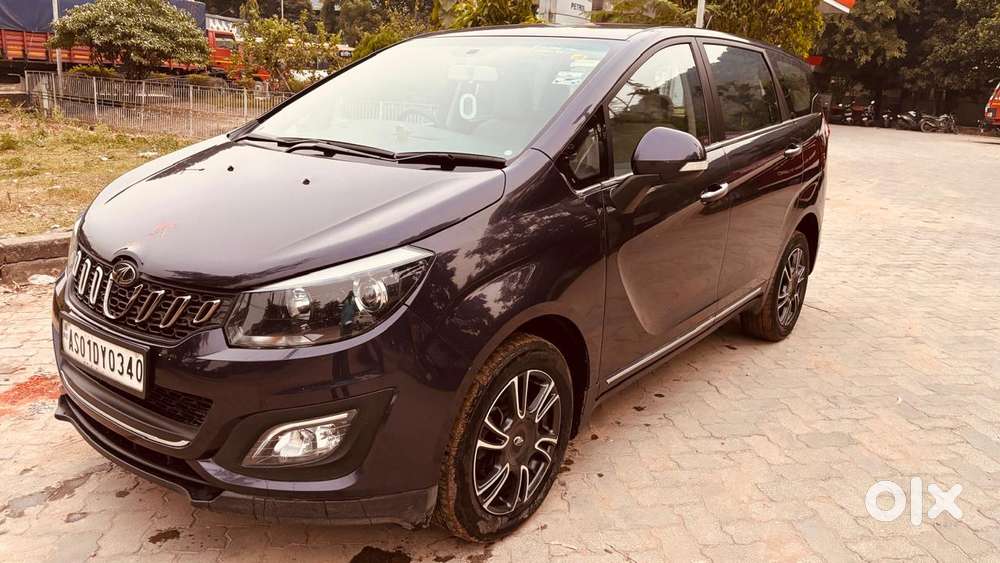 Mahindra Marazzo M8, 2019, Diesel