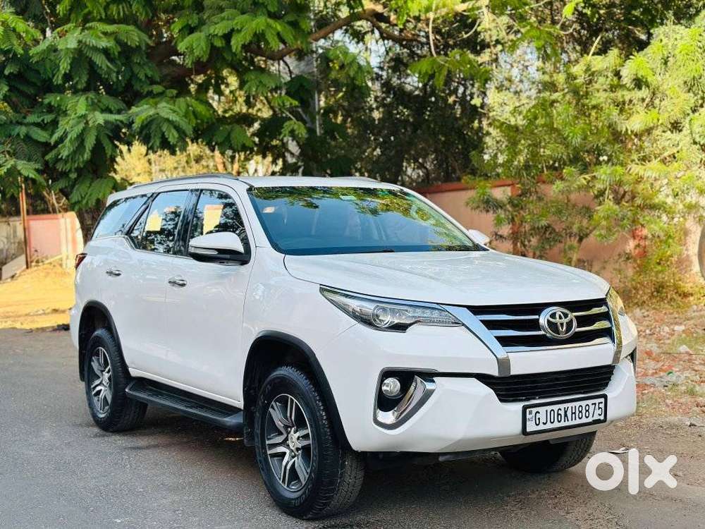 Toyota Fortuner 4x2 At 2.8 Diesel, 2017, Diesel