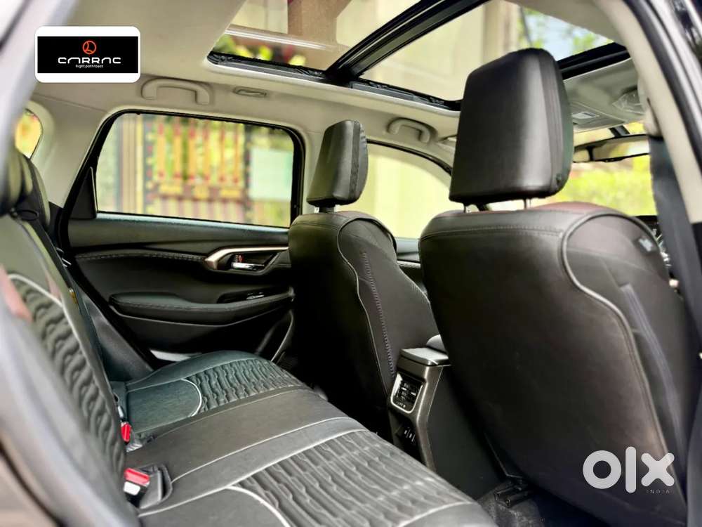 Maruti Suzuki Grand Vitara 1.5 Zeta Plus Intelligent Hybrid Ecvt, 20..