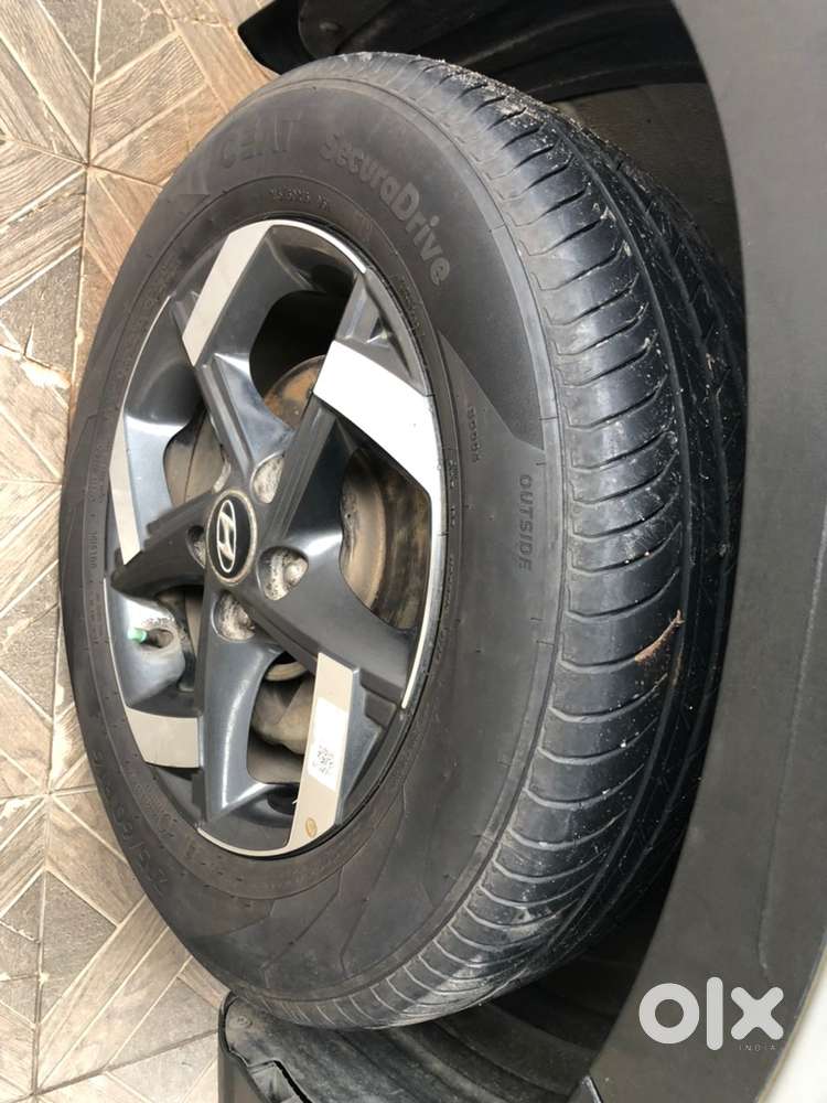 Hyundai Venue Diesel 2021