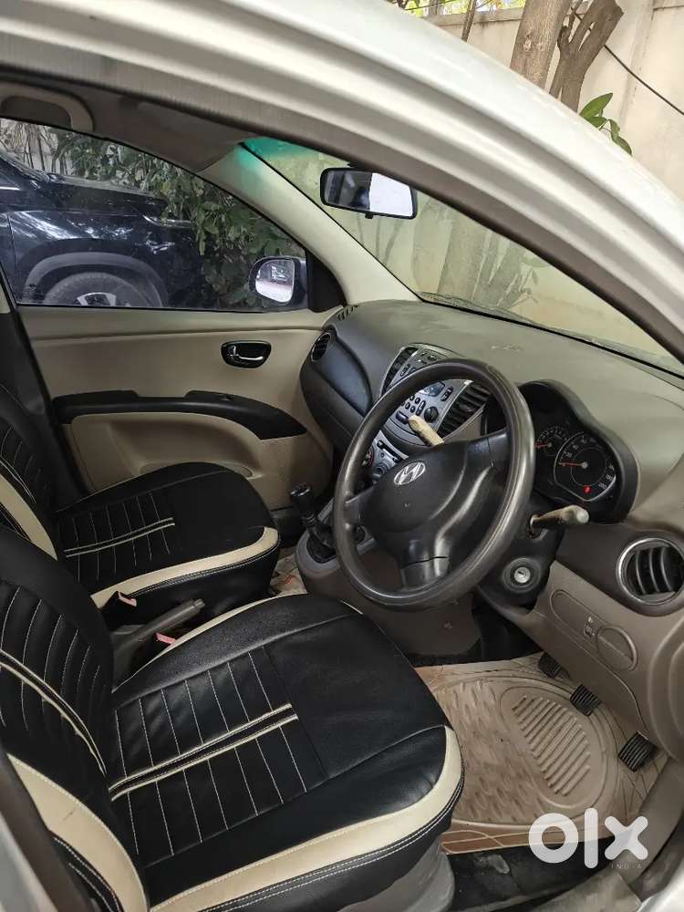 Hyundai I10 Sportz 2012 Petrol