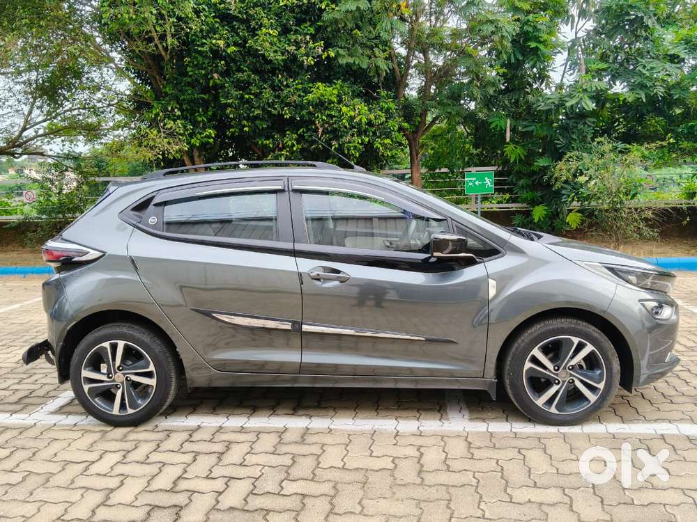 Tata Altroz Xz, 2023, Petrol